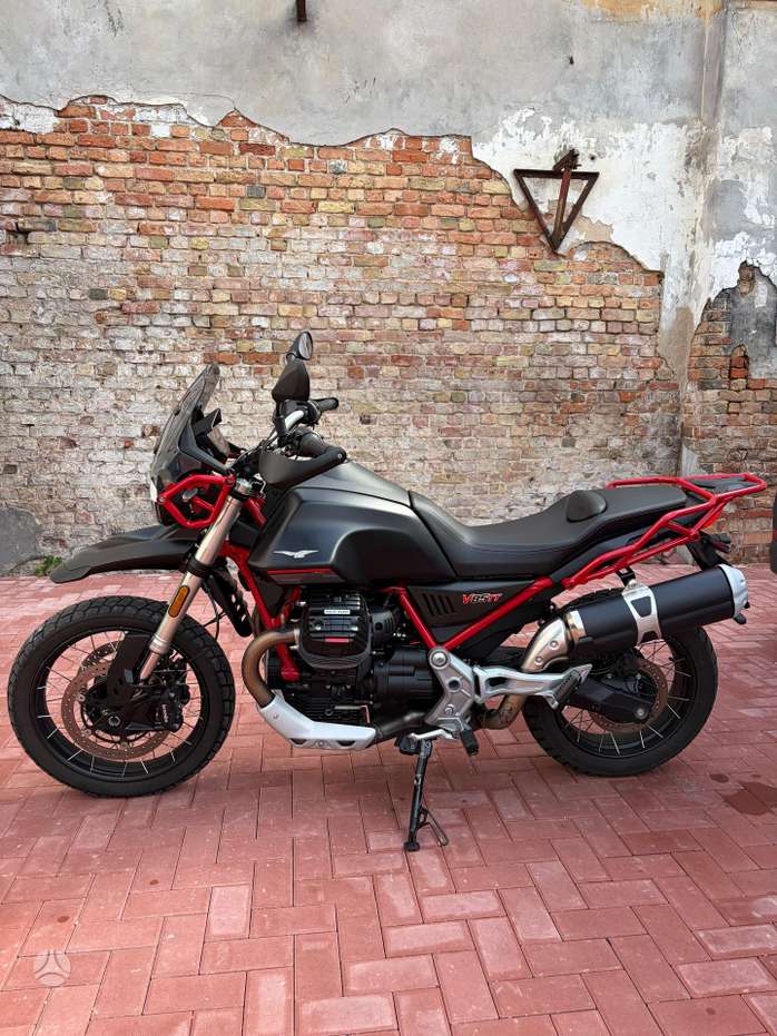 Moto Guzzi V85 TT  850cc, эндуро / adventure