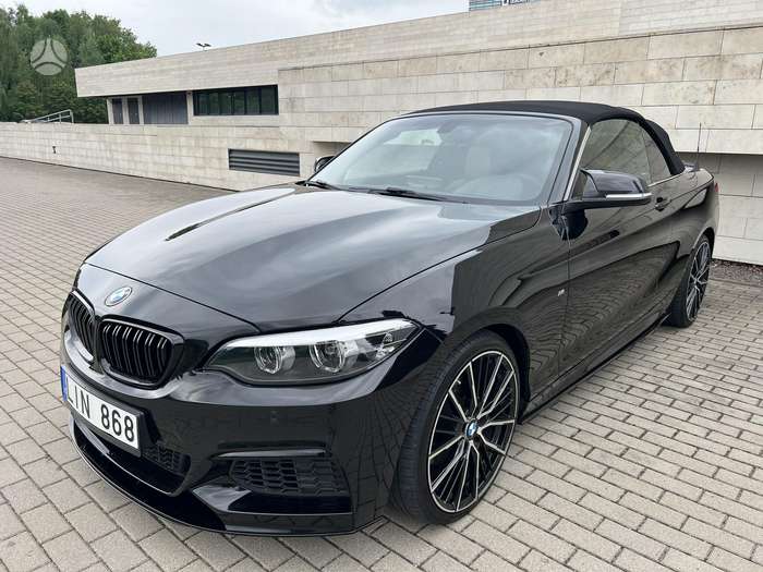 BMW 228, 2.0 l., convertible