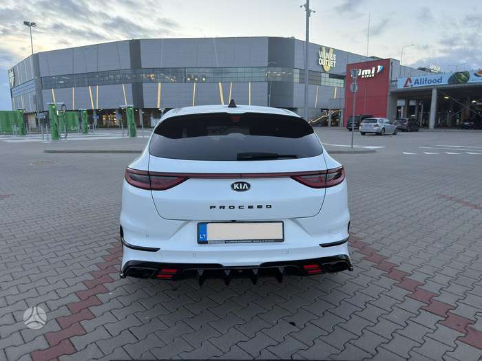 Kia ProCeed, 1.6 l., Универсал