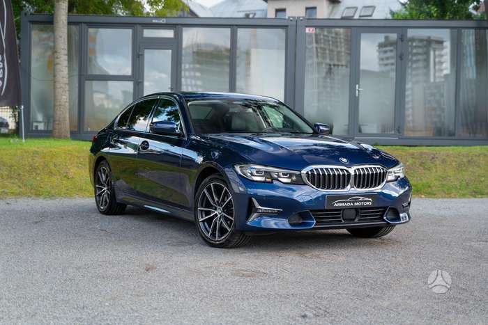 BMW 320, 2.0 l., Седан