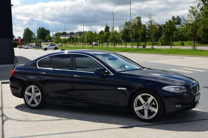 BMW 525, 3.0 l., Седан