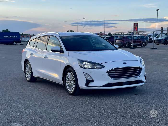 Ford Focus, 1.0 l., hatchback