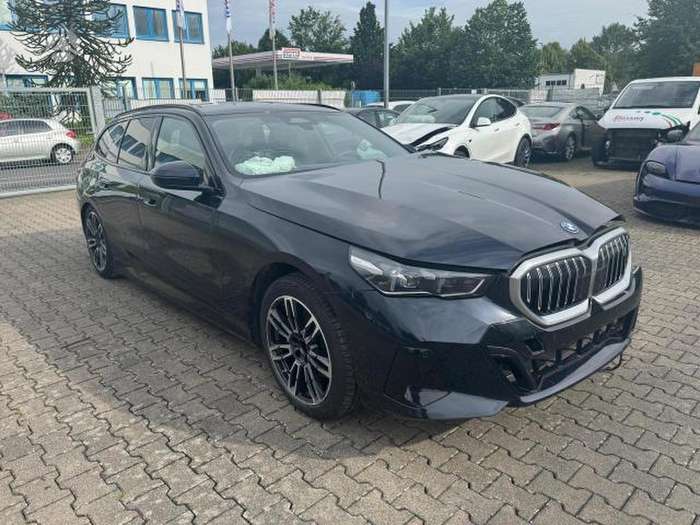 BMW i5, Универсал