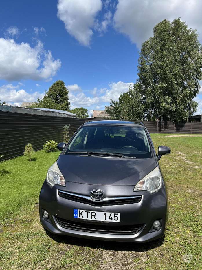 Toyota Verso-S, Хэтчбек