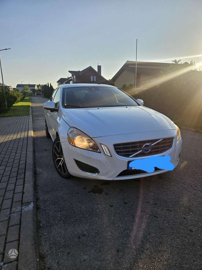 Volvo S60, 2.5 l., Седан