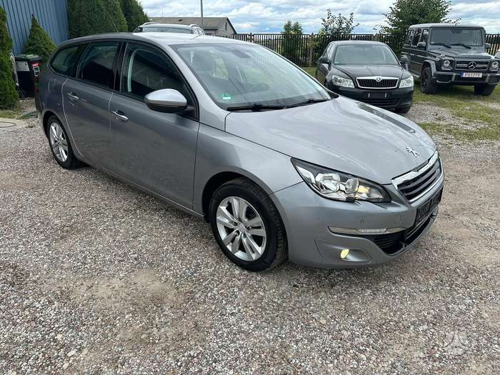 Peugeot 308, 1.2 l., Универсал