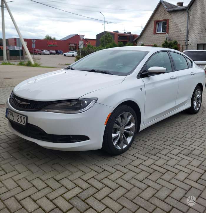 Chrysler 200, 2.4 l., Седан