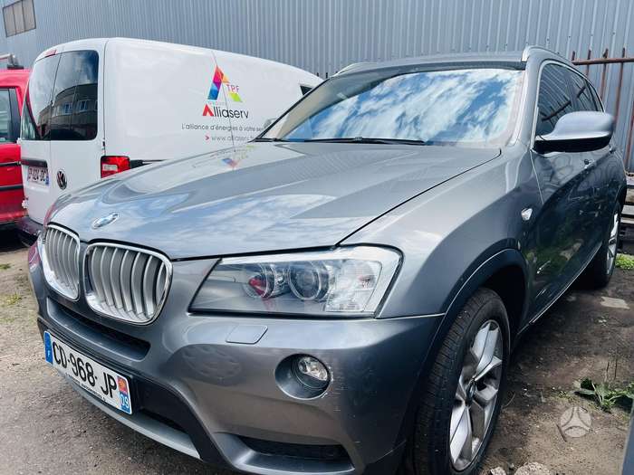 BMW X3, 3.0 l., off-road / crossover