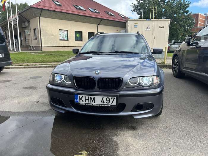 BMW 330, 3.0 l., wagon