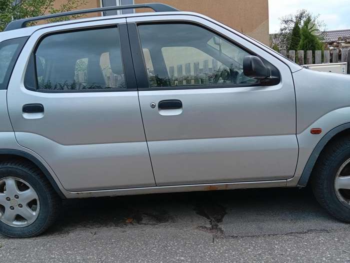 Suzuki Ignis, 1.3 l., Хэтчбек