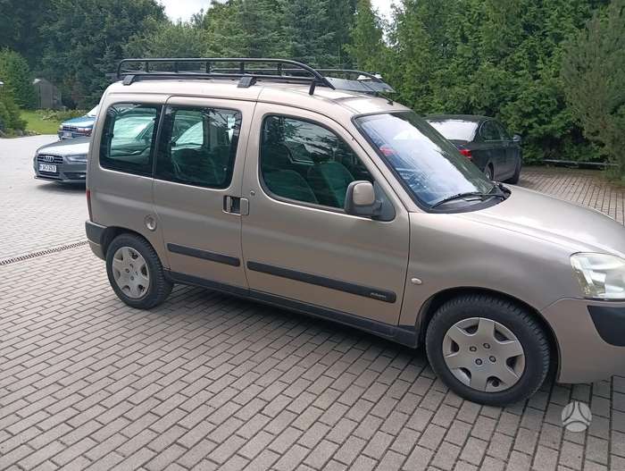 Citroen Berlingo, 2.0 l., Минивэн