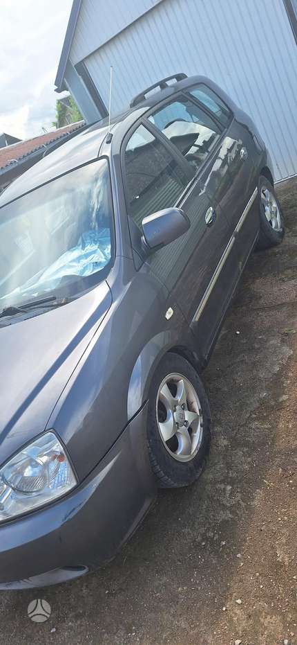 Kia Carens, 2.0 l., Универсал