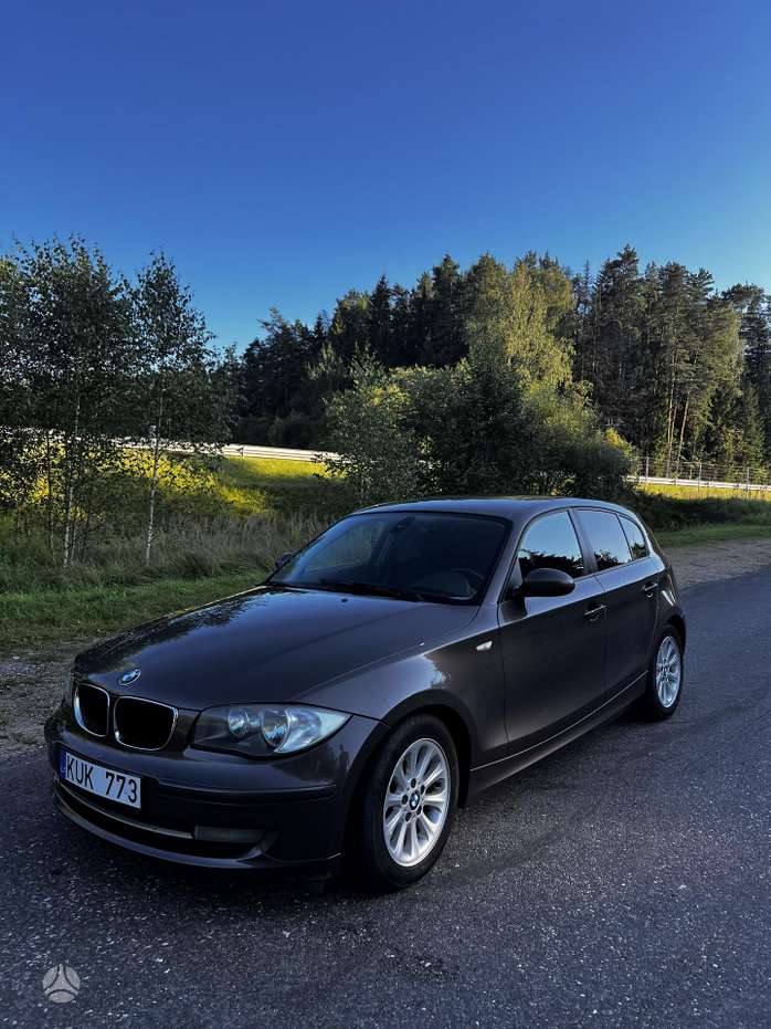 BMW 120, 2.0 l., hatchback