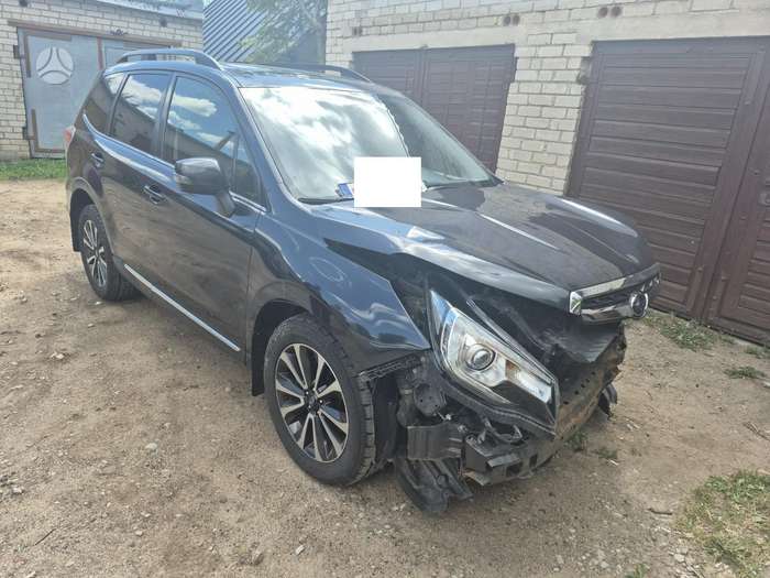 Subaru Forester, 2.0 l., off-road / crossover
