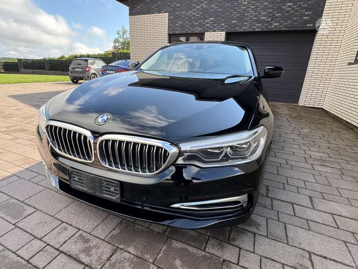 BMW 520, 2.0 l., Седан