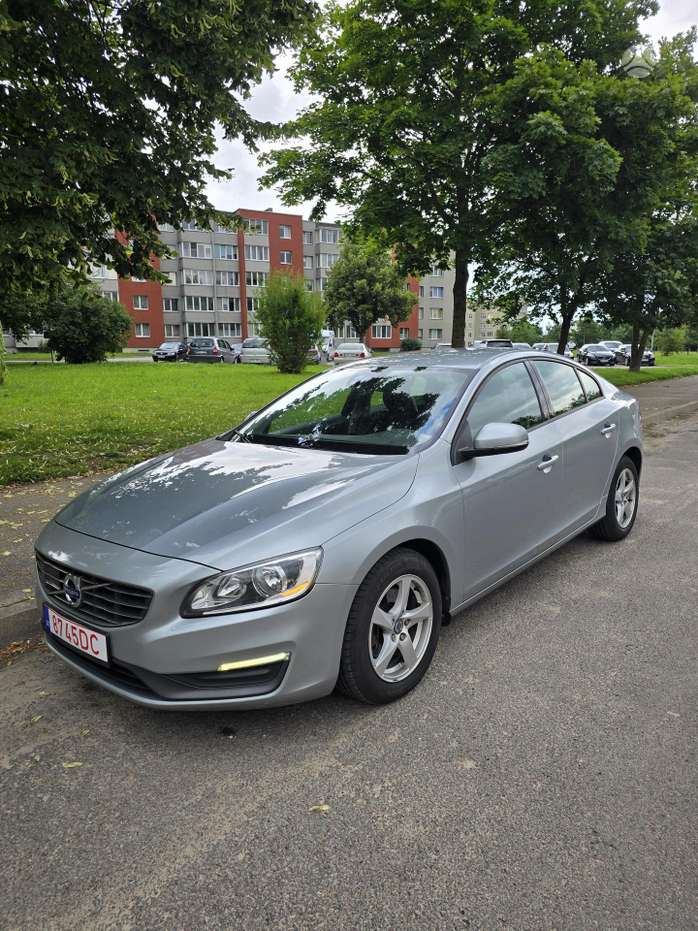 Volvo S60, 2.0 l., Седан