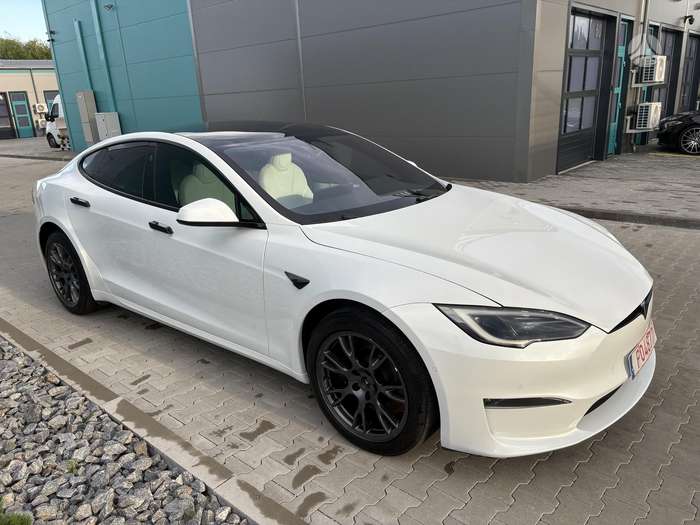 Tesla Model S, 100 kWh, hatchback
