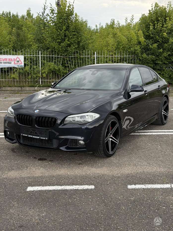 BMW 525, 2.0 l., Седан