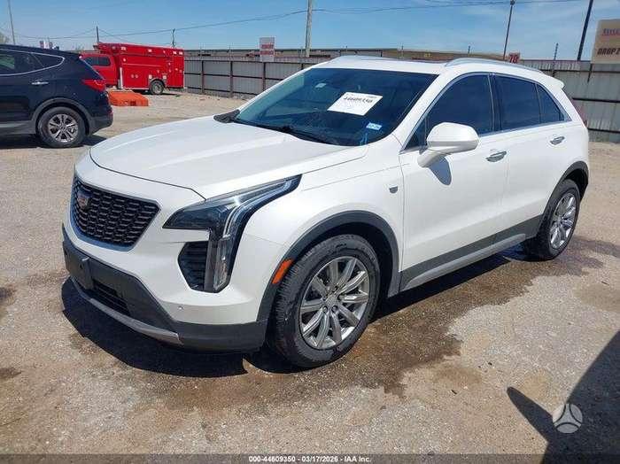Cadillac XT4, 2.0 l., Внедорожник / Кроссовер