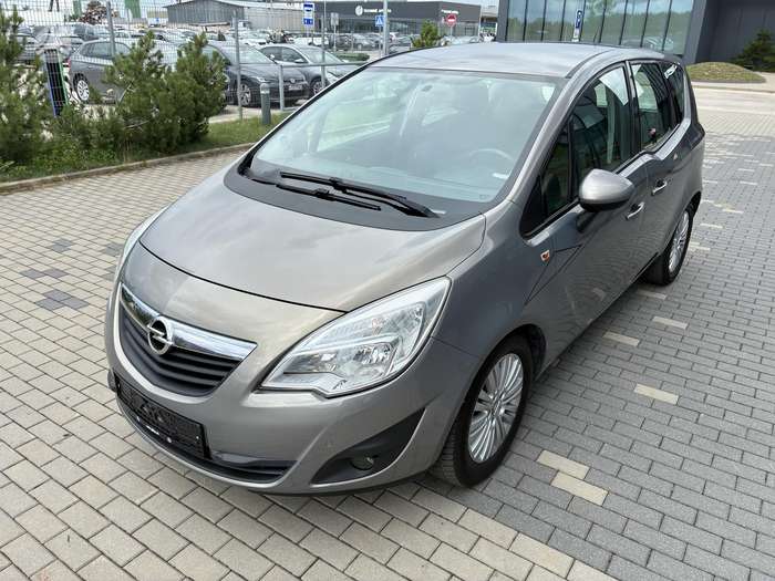 Opel Meriva, 1.3 l., hatchback