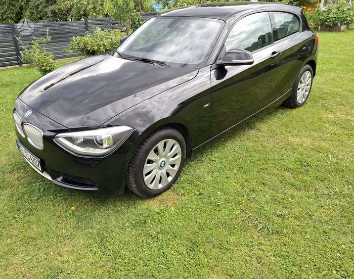 BMW 116, 2.0 l., hečbekas