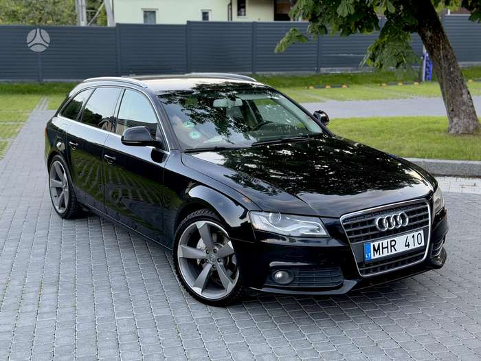 Audi A4, Универсал