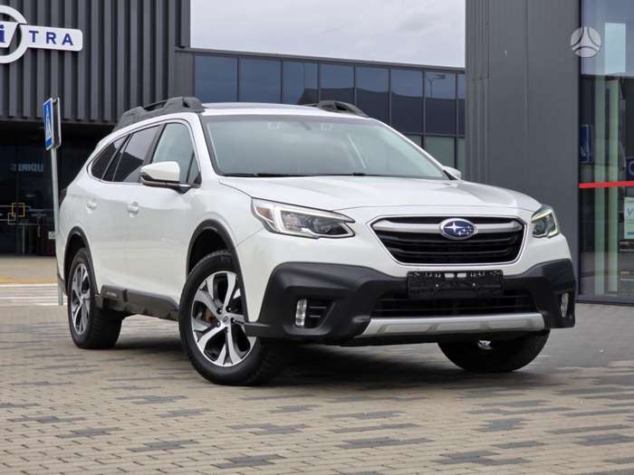 Subaru Outback, 2.5 l., off-road / crossover