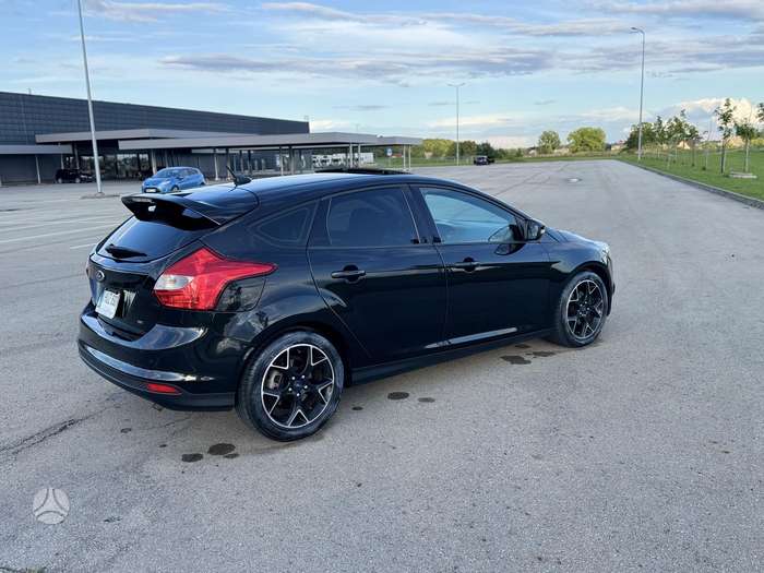 Ford Focus, 2.0 l., Хэтчбек