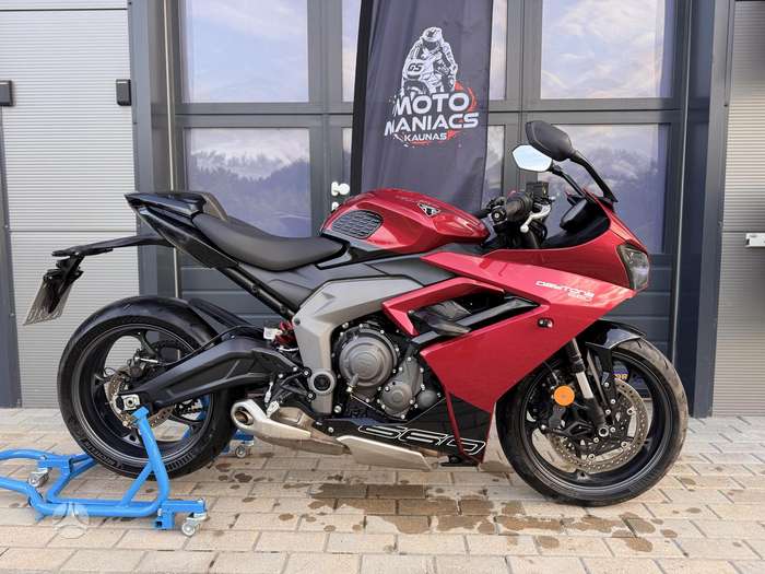 Triumph Daytona 660cc, спортбайки / superbikes