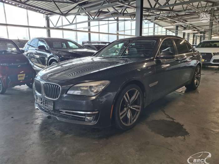 BMW 740, 3.0 l., Седан