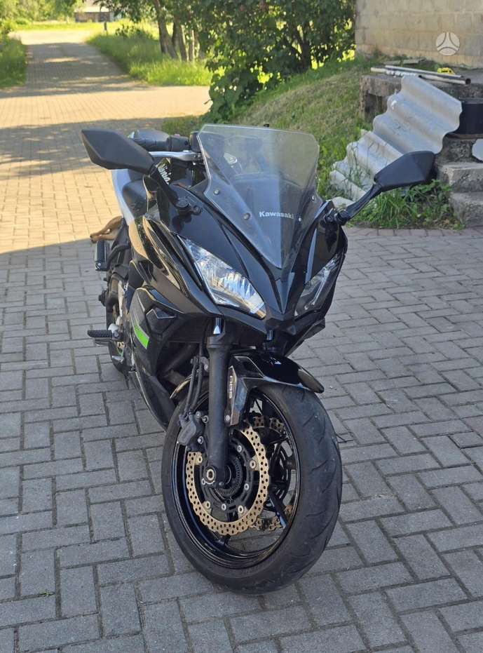 Kawasaki Ninja 650cc, street / classic