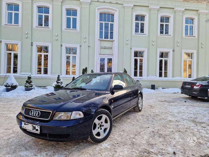Audi A4, 1.9 l., Седан
