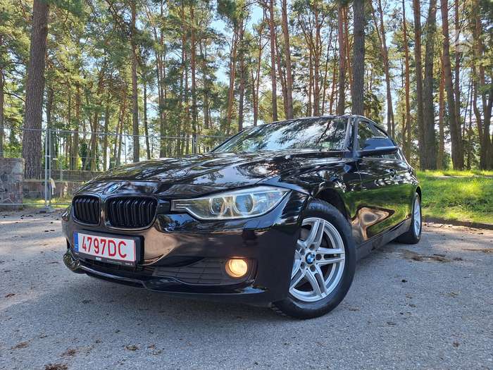 BMW 320, 2.0 l., Седан