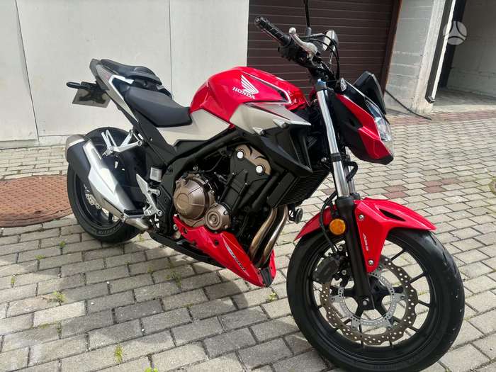 Honda CB 500cc, street / classic