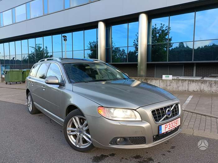 Volvo V70, 2.0 l., wagon