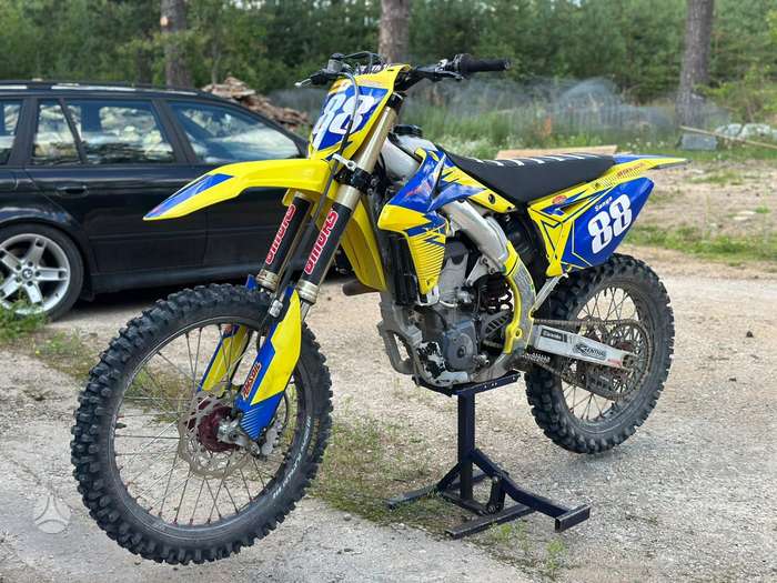 Suzuki RMZ 450cc, motocross