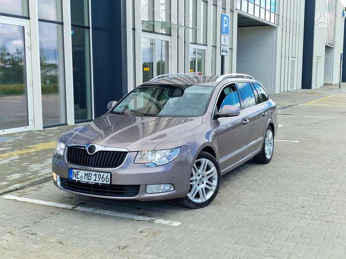 Skoda Superb, 1.8 l., Универсал
