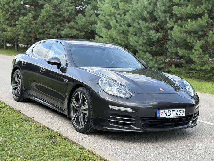 Porsche Panamera, 3.0 l., hatchback