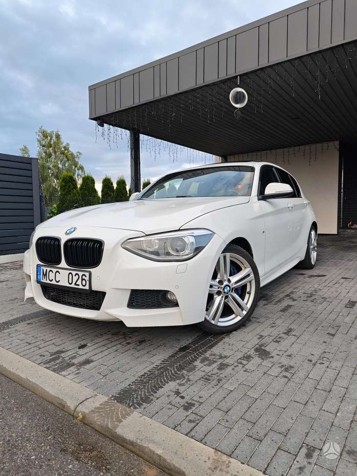 BMW 125, 2.0 l., Хэтчбек
