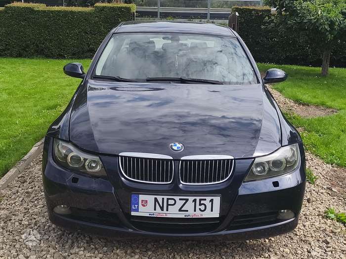 BMW 325, 2.5 l., Седан