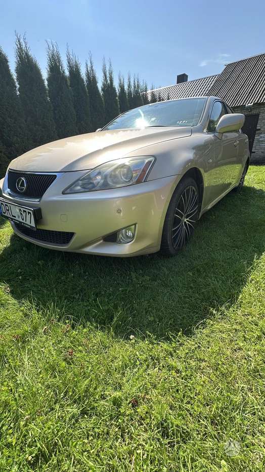Lexus IS 220, 2.2 l., Седан