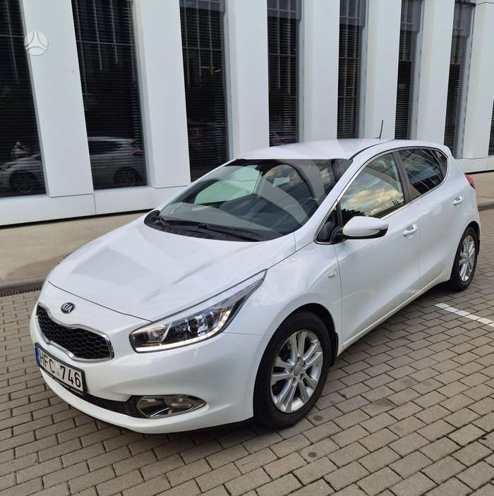 Kia Ceed, 1.6 l., Хэтчбек