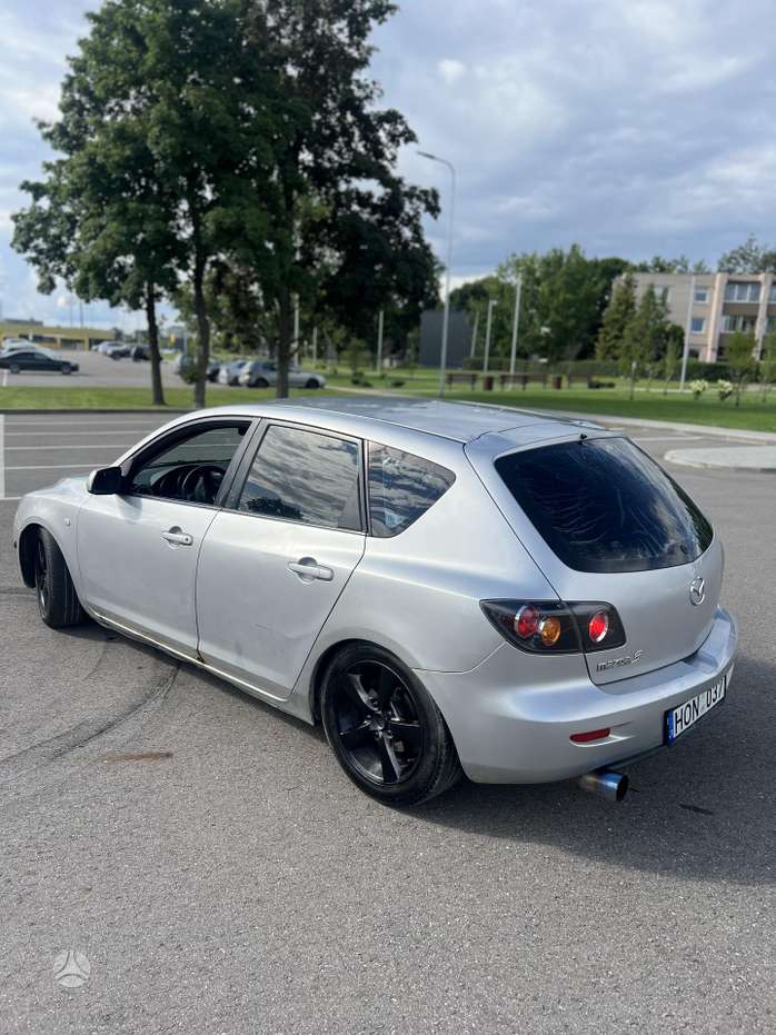 Mazda 3, 1.6 l., hatchback