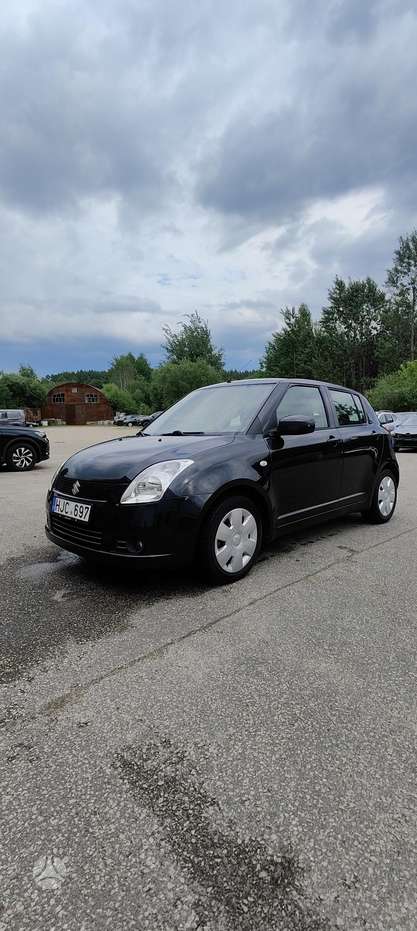 Suzuki Swift, 1.3 l., Хэтчбек