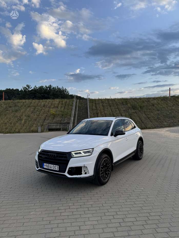 Audi Q5, 2.0 l., Внедорожник / Кроссовер