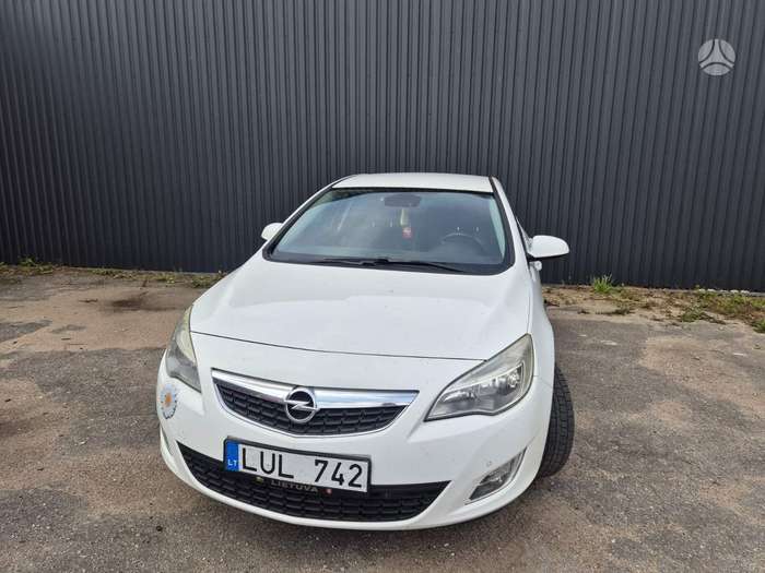 Opel Astra, 1.7 l., Хэтчбек