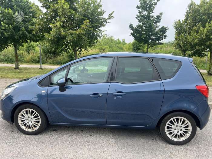 Opel Meriva, 1.4 l., Минивэн