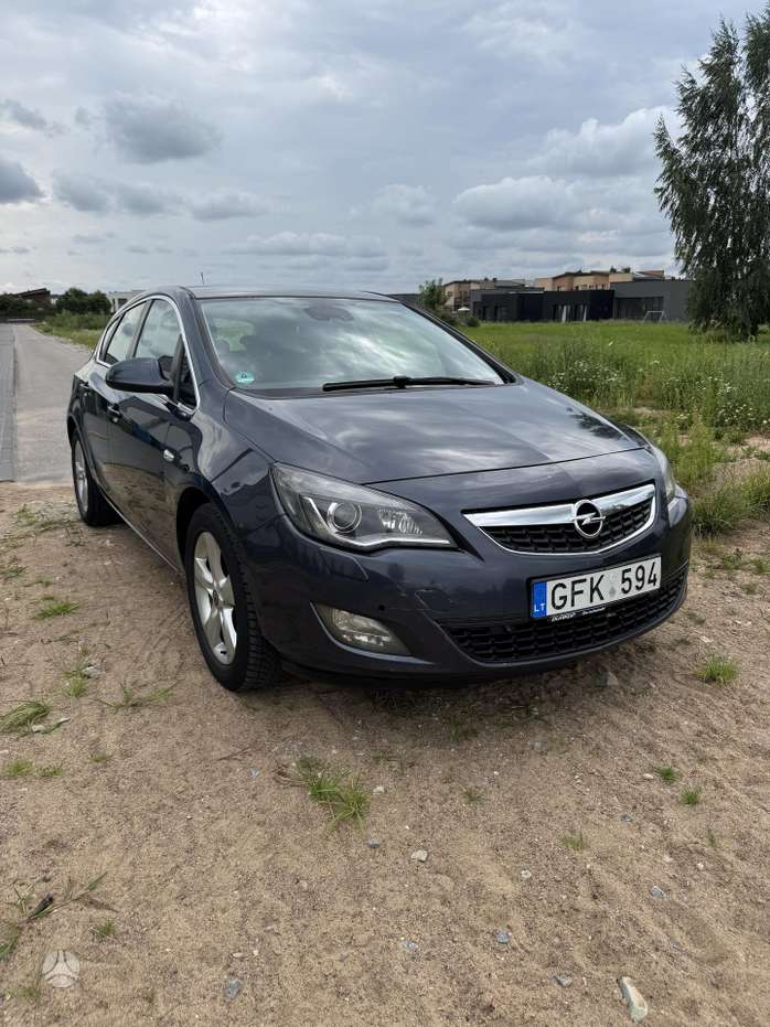 Opel Astra, 1.7 l., hatchback