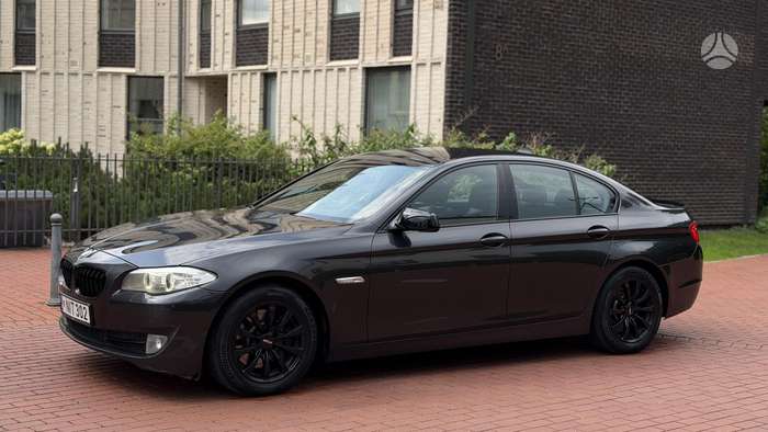 BMW 530, 3.0 l., Седан