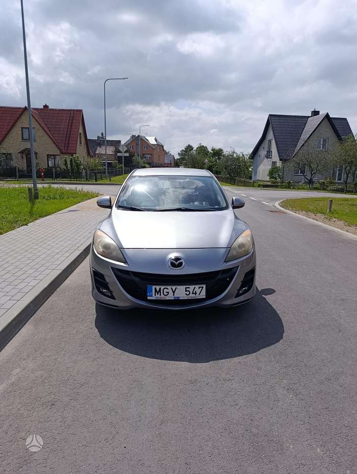 Mazda 3, 1.6 l., Седан